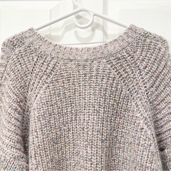 525 Asymmetrical Bubble Sleeve Sweater - Picture 7 of 14